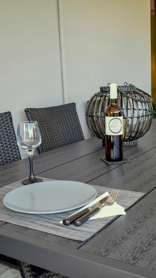 Augoustinos - Sea Side Luxury Apartments 아르테미다 외부 사진